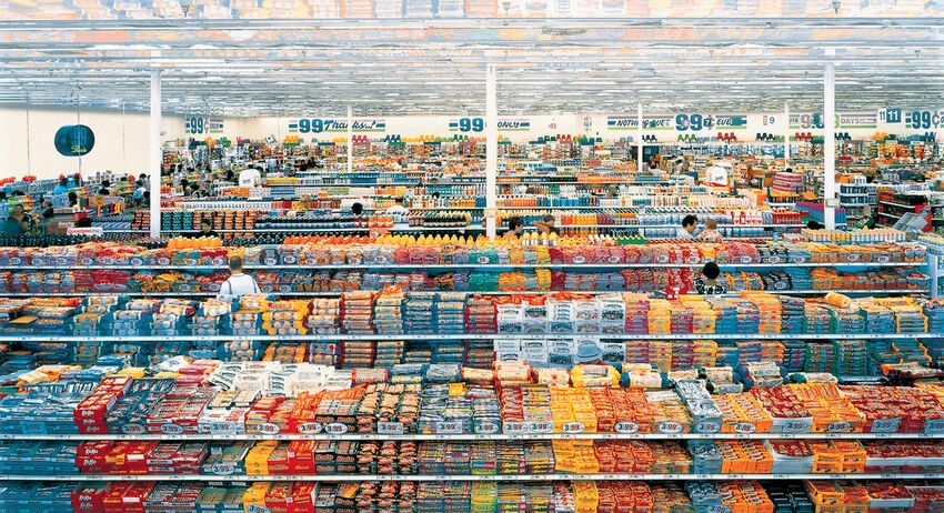 Andreas Gursky. 99 Cent.