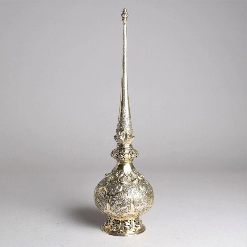 Mughal Empire. Rosewater sprinkler.