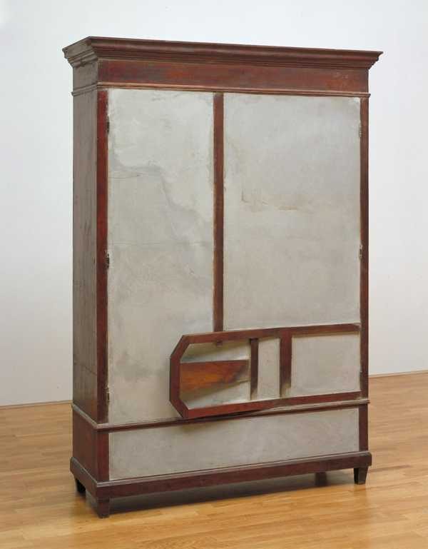 Doris Salcedo. Untitled.