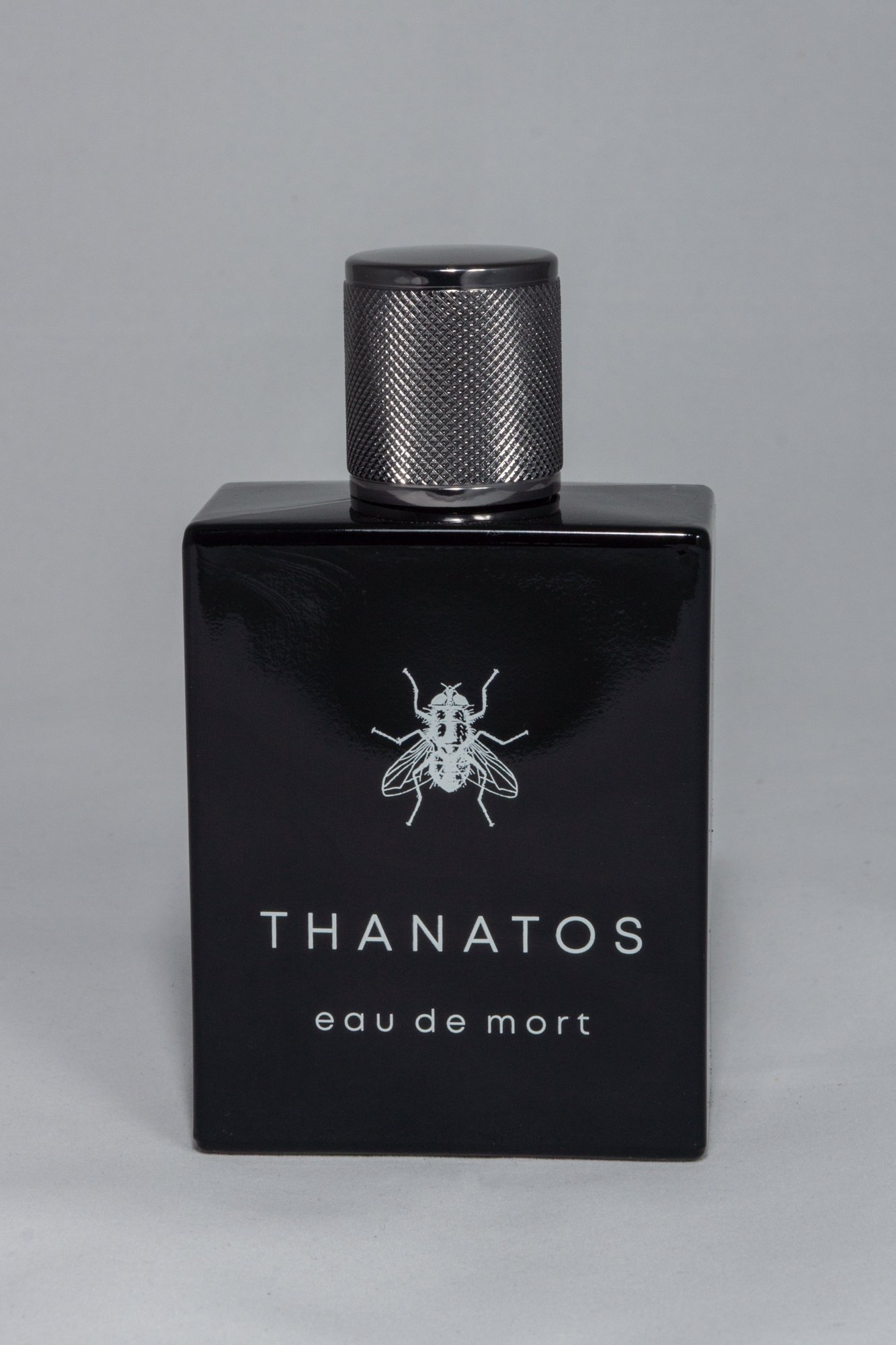 Eric Fong, Thanatos: chai nước hoa và điêu khắc dựa trên hình bàn khám nghiệm tử thi