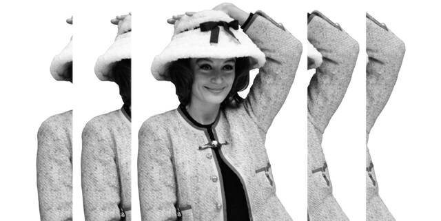 Gabrielle Chanel. Fashion Manifesto tại V&A: trang phục Chanel trưng bày trong phòng triển lãm
