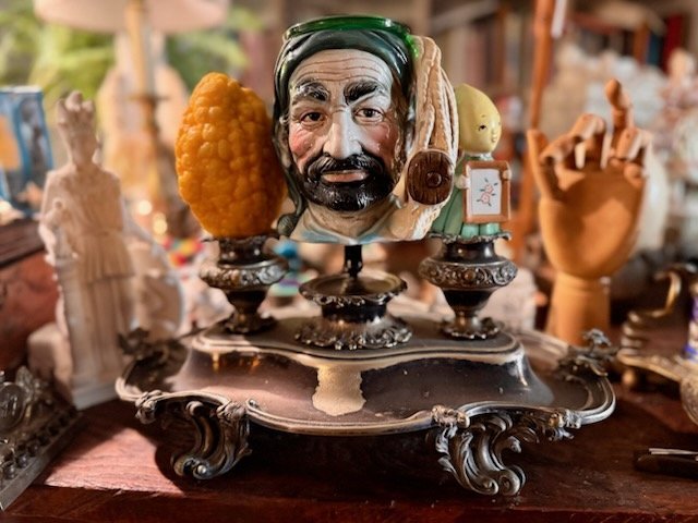 Hannah Marie Marcus, Commodity Exchange: objects from the artist's parents' home arranged in the gallery as an estate sale