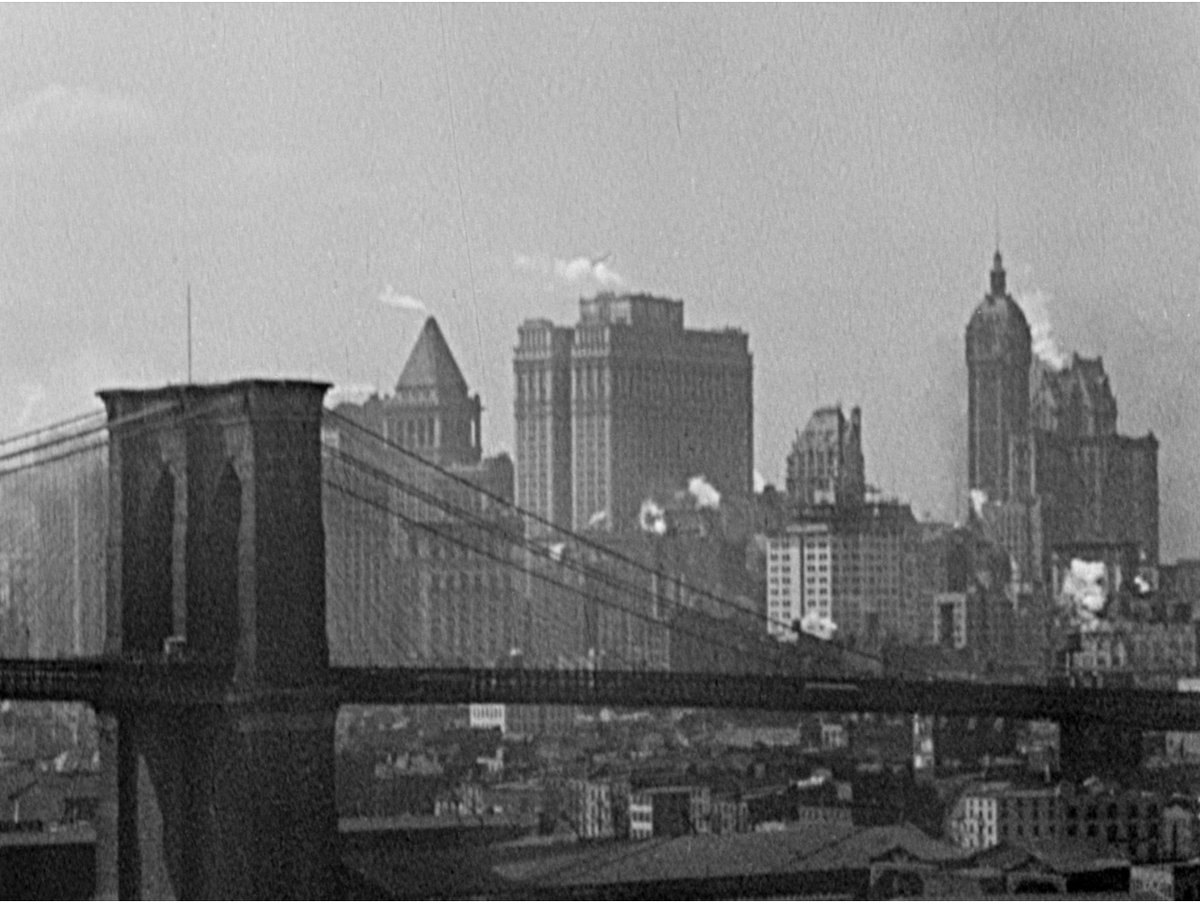 Paul Strand, Charles Sheeler – Manhatta (1921)