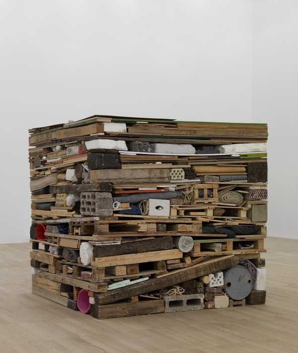 Tony Cragg. Stack.